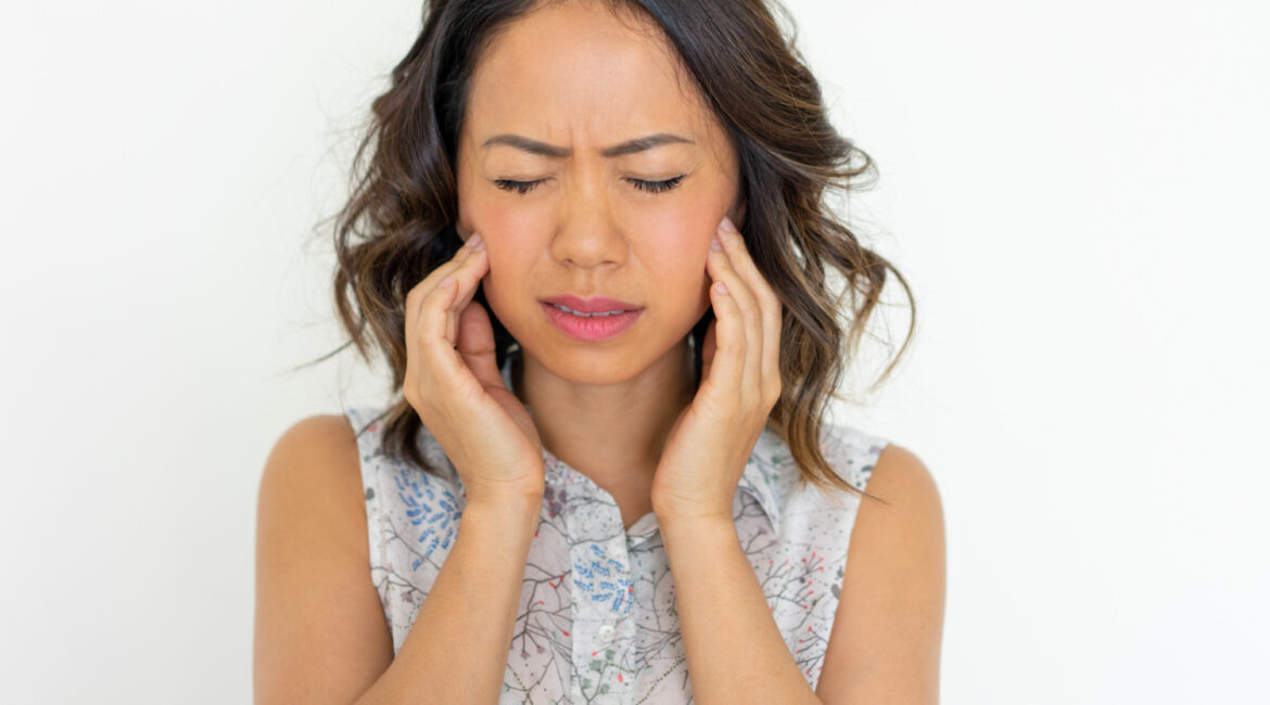 cracked dental crown